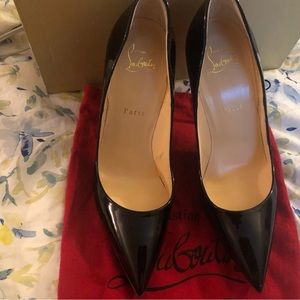 New Black Paten Leather, size 9 red bottoms from Paris… size 9 beautiful shoes